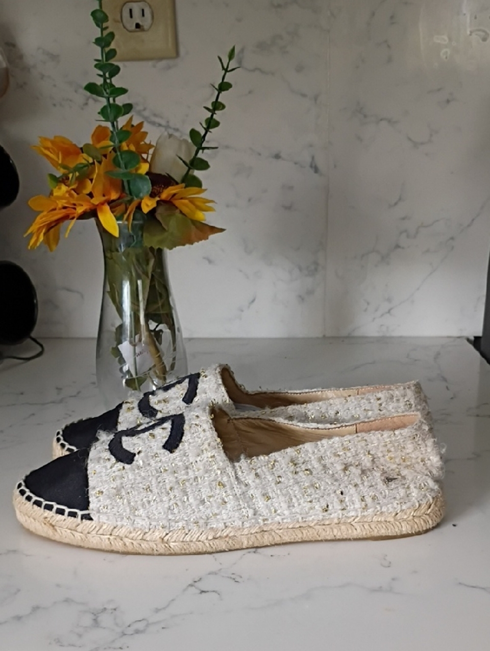 CHANEL ESPADRILLES FLATS - Picture 4 of 16